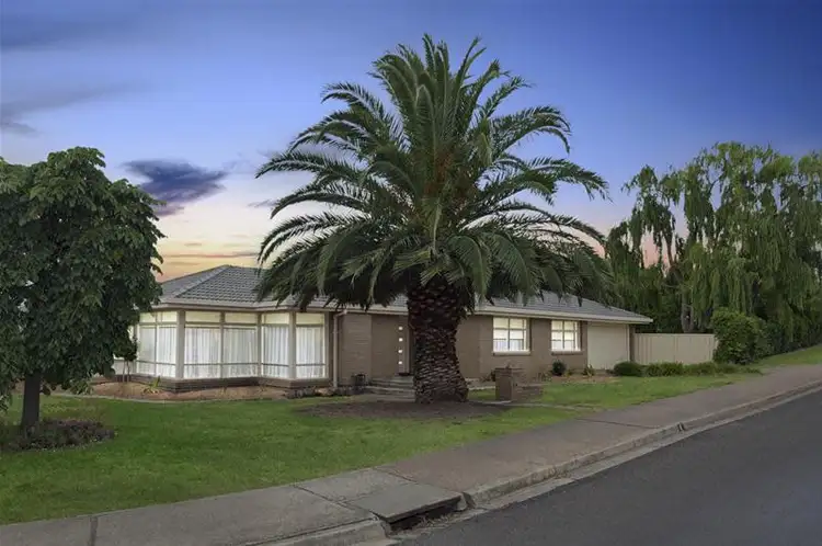 4 Lowe Street, Ararat VIC 3377