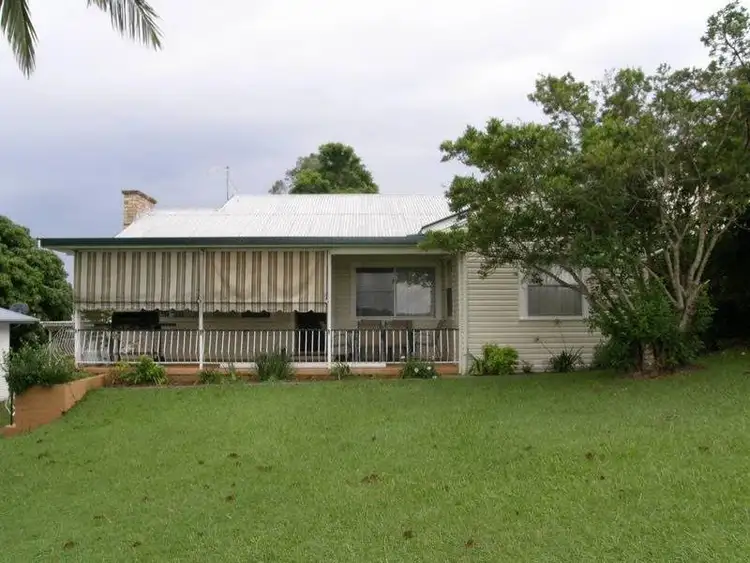 8 Hilton Avenue, Lismore Heights NSW 2480