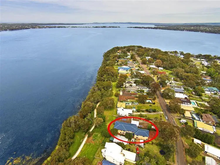 82 Buff Point Avenue, Buff Point NSW 2262