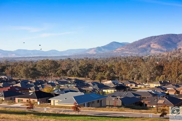 11 Wintersun Parade, Bandiana VIC 3691