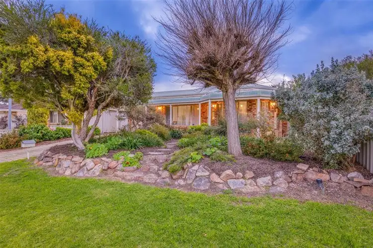 22B Waratah Court, Maddington WA 6109