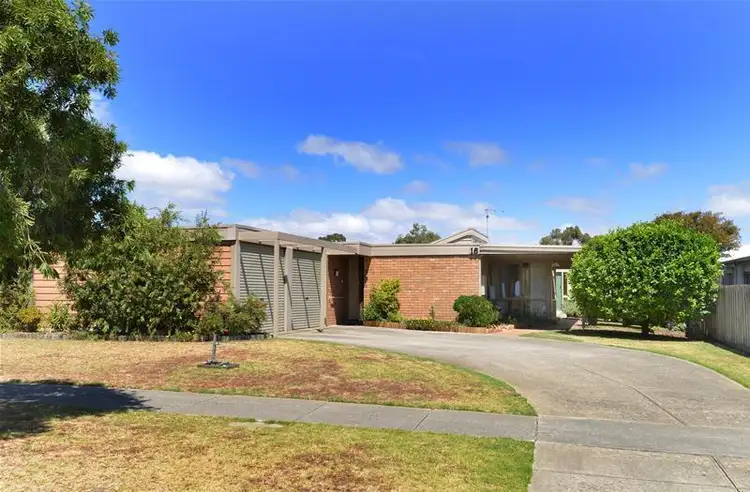16 Highland Way, Leopold VIC 3224