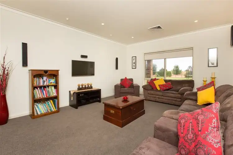 Seventh view of Homely house listing, 9 Mason Court, Red Cliffs VIC 3496