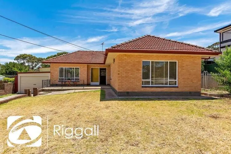 10 Parslow Road, Para Hills SA 5096