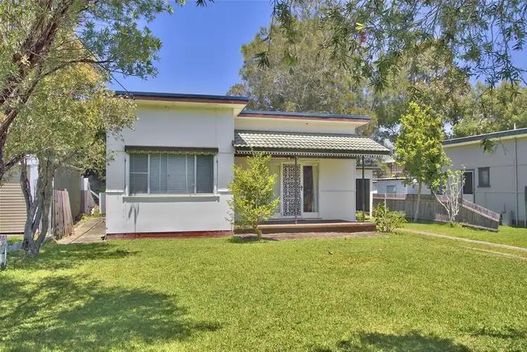 11 Elsiemer Street, Long Jetty NSW 2261