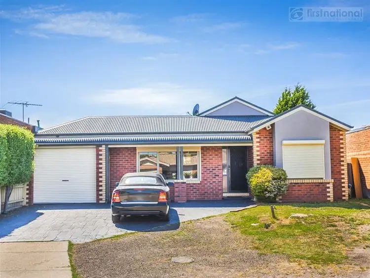 15 Harvey Court, Roxburgh Park VIC 3064