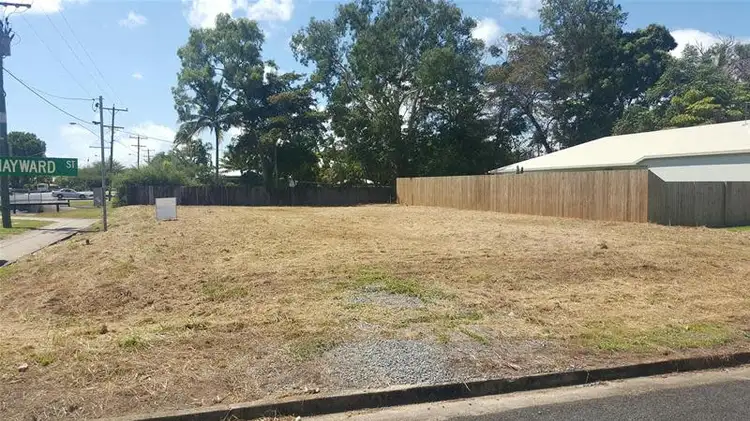 88 Hayward Street, Mooroobool QLD 4870