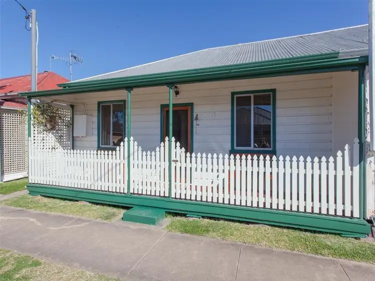117 Victoria Street, Adamstown NSW 2289