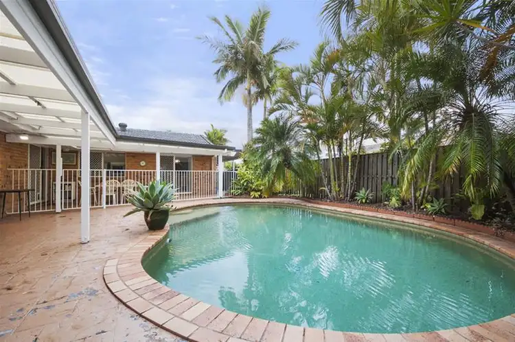 3 Goldfinch Avenue, Burleigh Waters QLD 4220