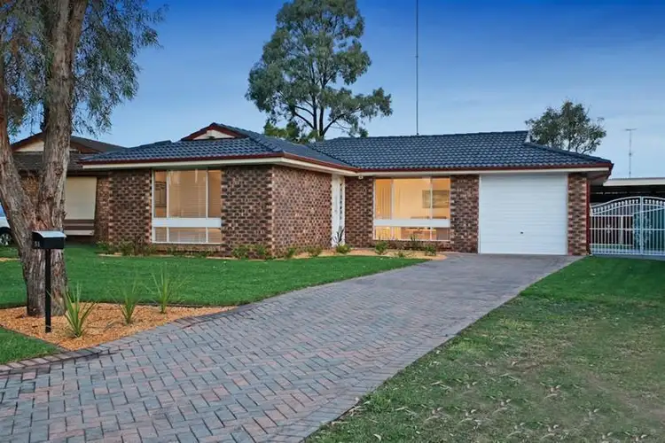 51 Horseshoe Circuit, St Clair NSW 2759