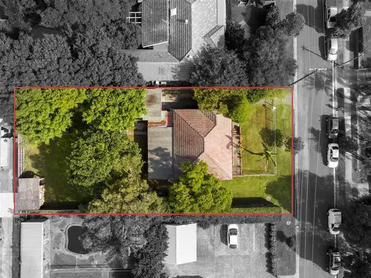 11 Violet Avenue, Forestville NSW 2087