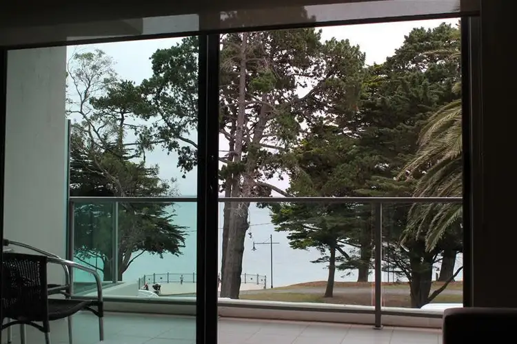 242/The Waves The Esplanade, Cowes VIC 3922