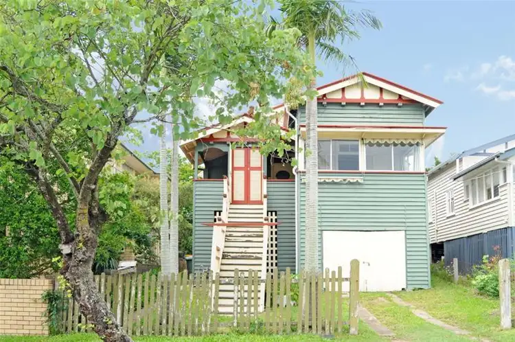 61 Raby Road, Coorparoo QLD 4151