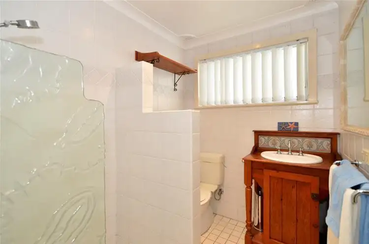 Fifth view of Homely apartment listing, 1/118 The Esplanade, Ettalong Beach NSW 2257