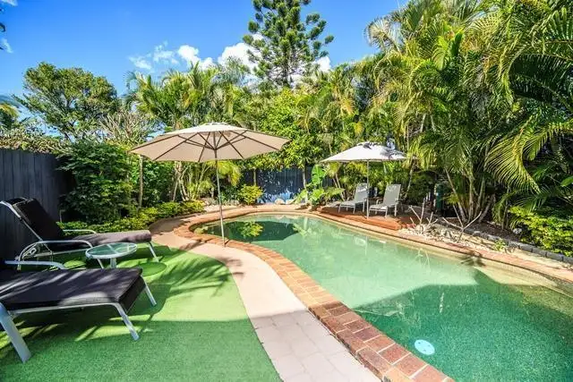 28 Glenelg Avenue, Mermaid Beach QLD 4218