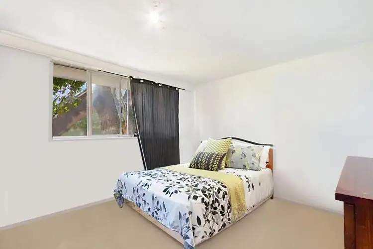 Fifth view of Homely unit listing, 2/33 Thrower Drive, Currumbin QLD 4223