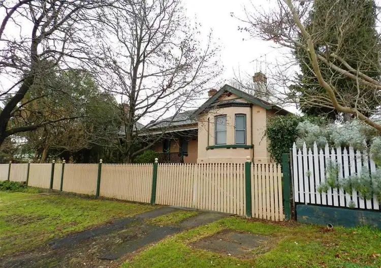 64 Church Street, Yass NSW 2582