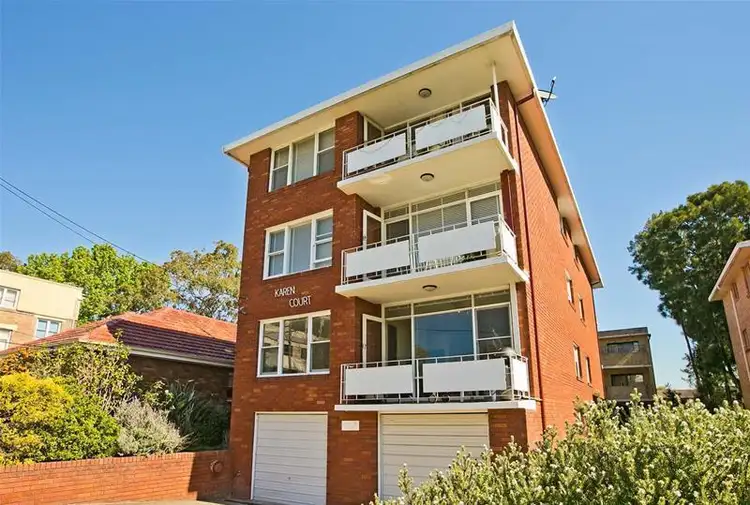 1/4 Coulter Street, Gladesville NSW 2111