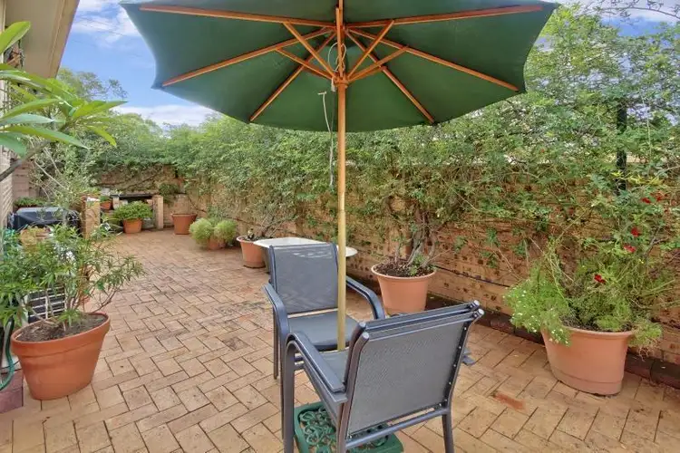 2 Omega Avenue, Summerland Point NSW 2259