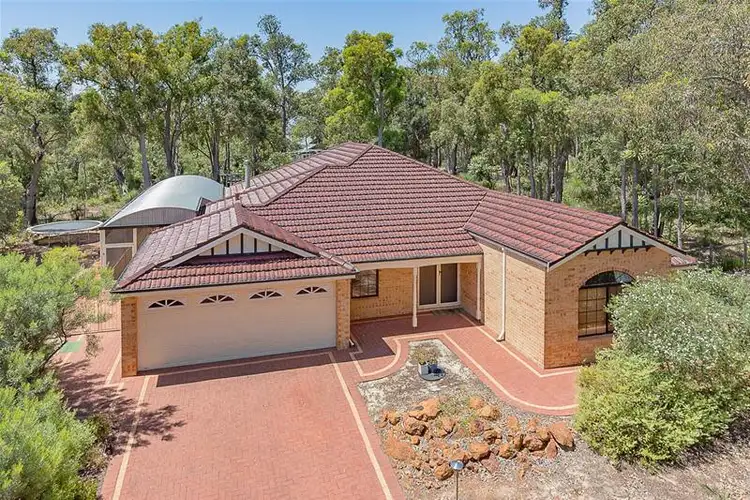 30 Dumas Drive, Bedfordale WA 6112