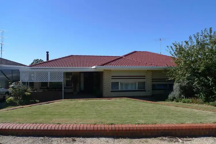 9 Bowman Terrace, Maitland SA 5573