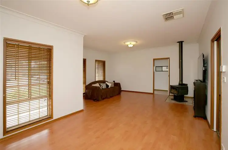 Second view of Homely house listing, 7 Jeeba Place, Wagga Wagga NSW 2650