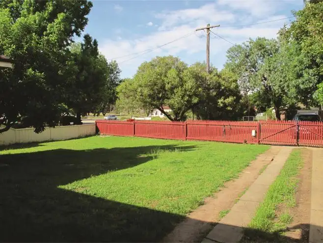 Fifth view of Homely house listing, 427 Lake Albert Road, Wagga Wagga NSW 2650