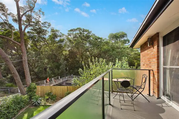 Main view of Homely unit listing, 4/35 Hawkesbury Avenue, Dee Why NSW 2099