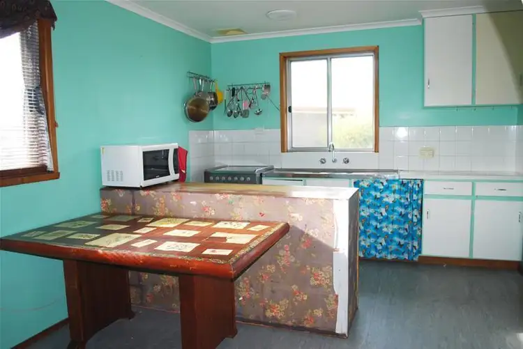 Fifth view of Homely house listing, 8 Whelan Drive, Herdsmans Cove TAS 7030