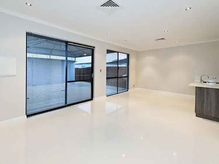 Seventh view of Homely house listing, 15 Powlett Link, Ellenbrook WA 6069