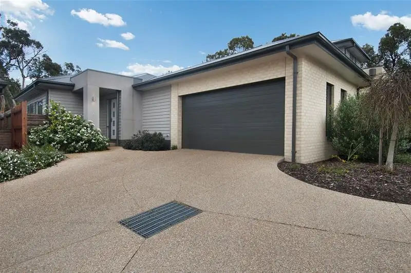 Main view of Homely townhouse listing, 3/46 Austin Avenue, Mccrae VIC 3938