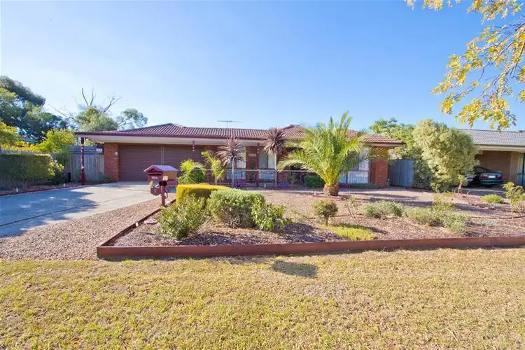 2 Pascoe Court, Melton West VIC 3337