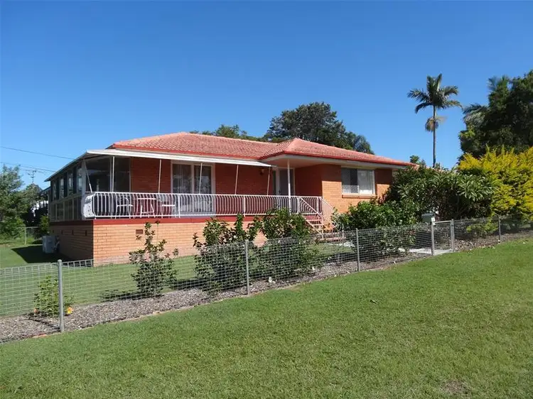 2 Hayes Street, Brassall QLD 4305