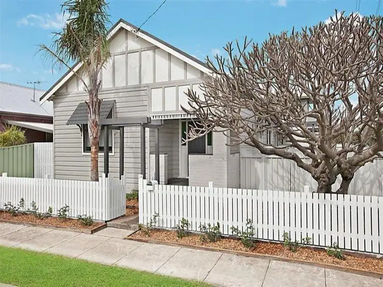 14 George Street, Mayfield East NSW 2304