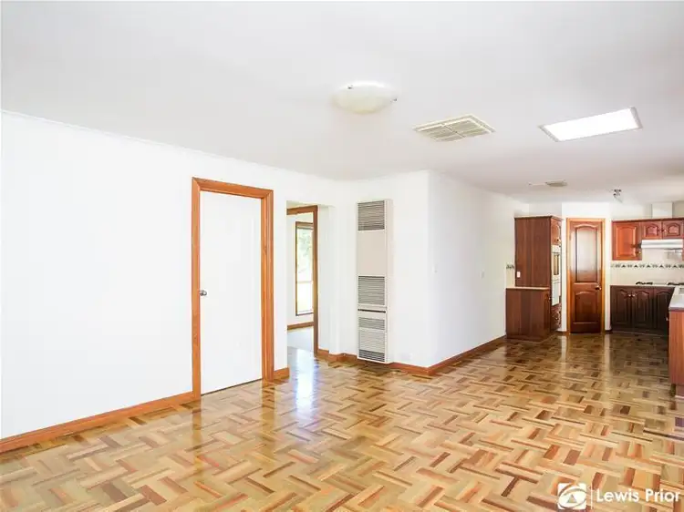 Fifth view of Homely house listing, 10 St Andrews Way, Morphett Vale SA 5162