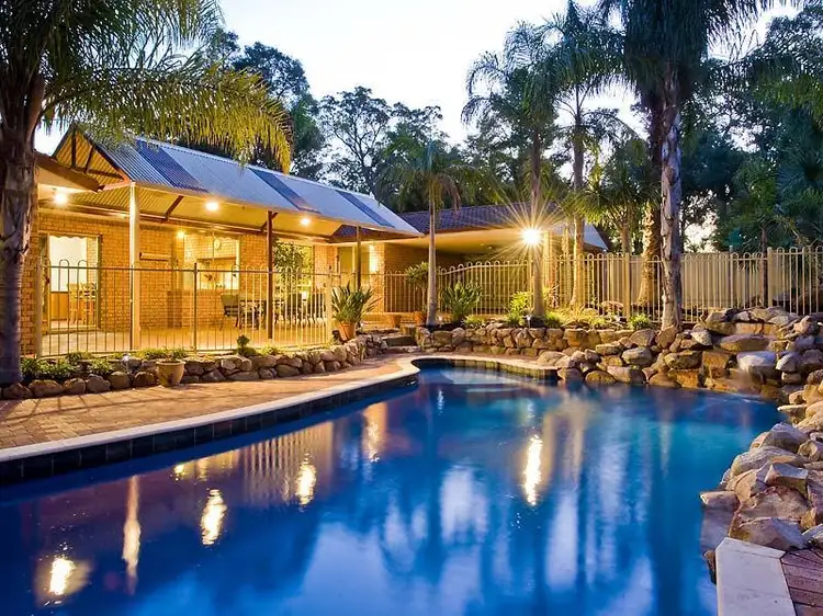 171 Peet Road, Roleystone WA 6111