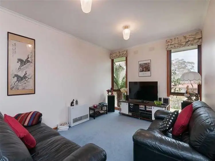 Second view of Homely house listing, 10 Gilchrist Crescent, Sunbury VIC 3429