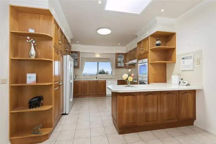 Second view of Homely house listing, 5 Mandlay Close, Leopold VIC 3224