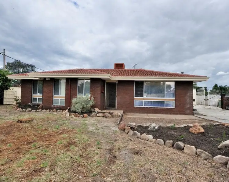 10 Salisbury Road, Midvale WA 6056