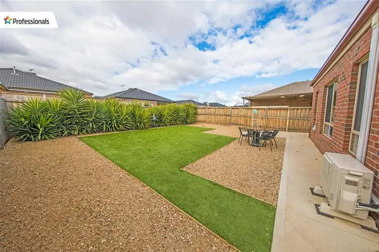 Sixth view of Homely house listing, 28 Ormonde Esplanade, Melton West VIC 3337