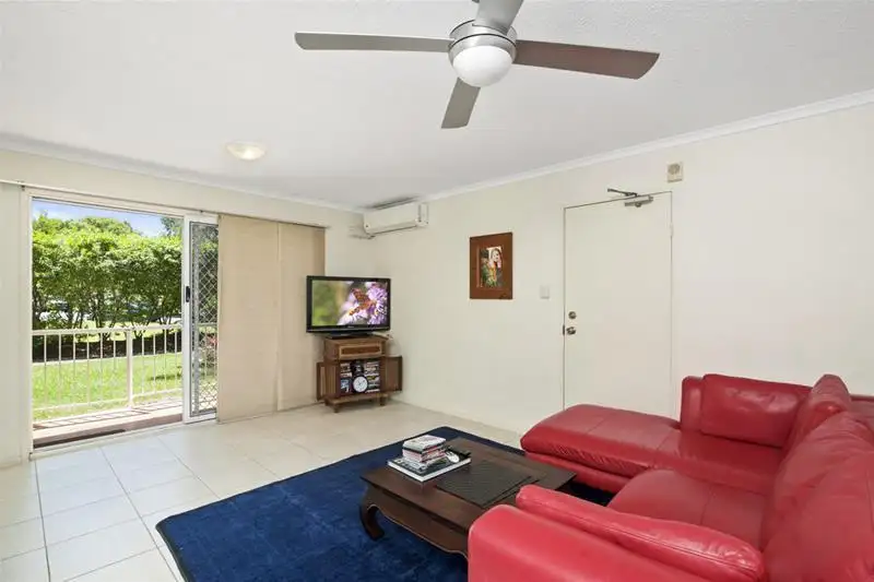Main view of Homely unit listing, 2/5 Rolan Court, Palm Beach QLD 4221