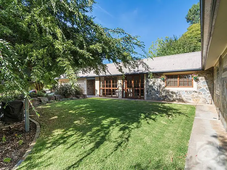16 Hill Street, Mount Barker SA 5251