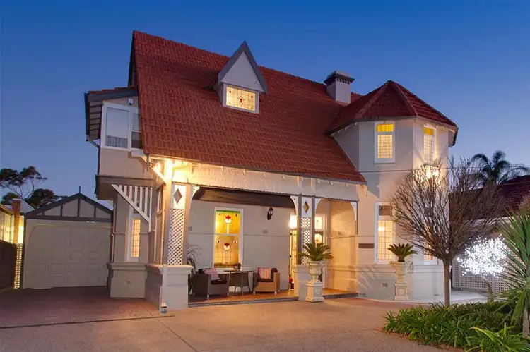 28 High Street, Glenelg SA 5045