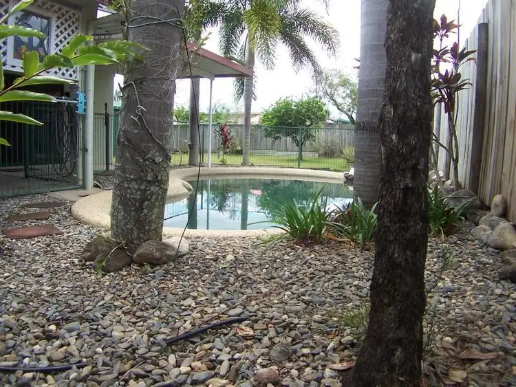 7 Peats Close, Edmonton QLD 4869