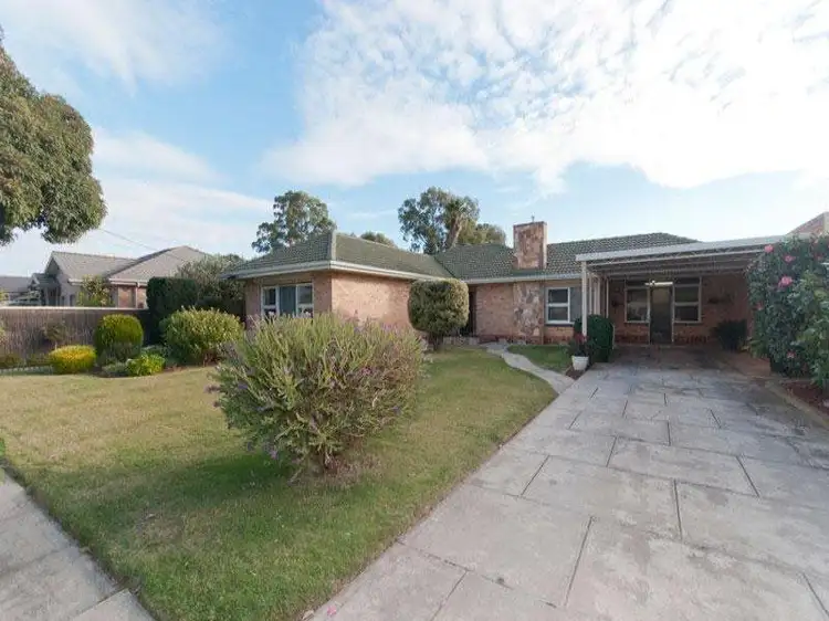 4 Fifth Avenue, Warradale SA 5046
