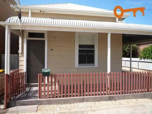 18 Cannon Street, Port Adelaide SA 5015