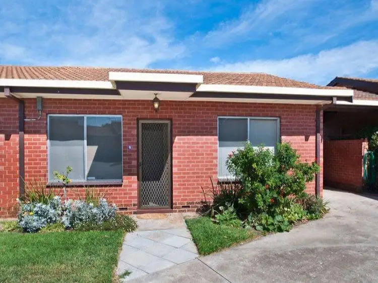 8/30 Simcock Street, West Beach SA 5024