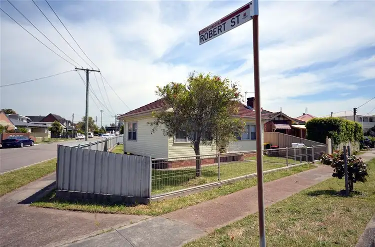 Fifth view of Homely house listing, 33 Frederick Street, Merewether NSW 2291