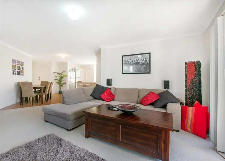 20 Harrow Place, Arundel QLD 4214