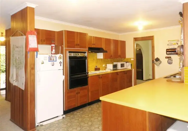 Sixth view of Homely house listing, 8 Bluett Street, Yass NSW 2582